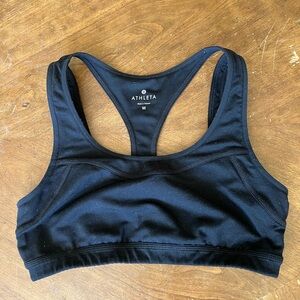 Athleta sports bra. slight pilling. comes off easy